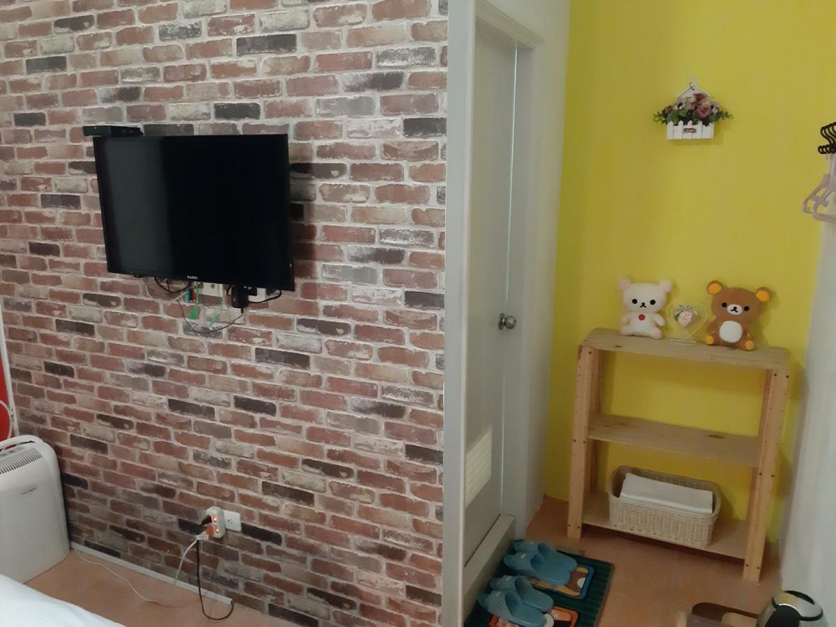 Gratitude Apartment Tainan Bagian luar foto