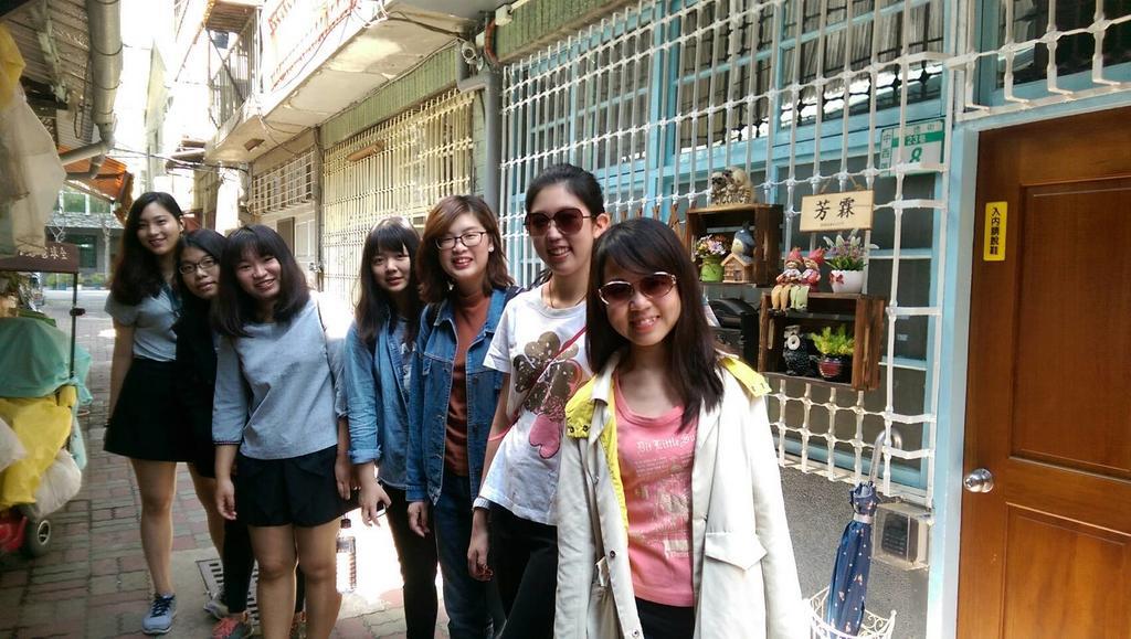 Gratitude Apartment Tainan Bagian luar foto